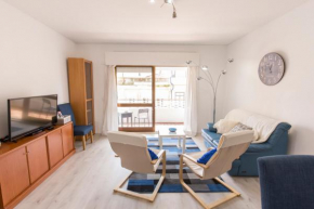 Metro Lapa House with sunny balcony and A/C